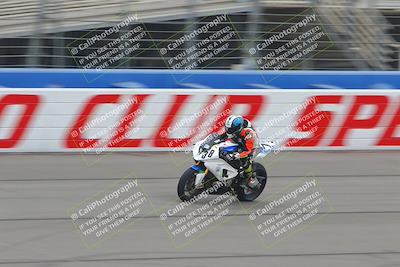 media/Oct-16-2022-Fastrack Riders (Sun) [[609ae93014]]/Level 4/Session 1 Start Finish/
